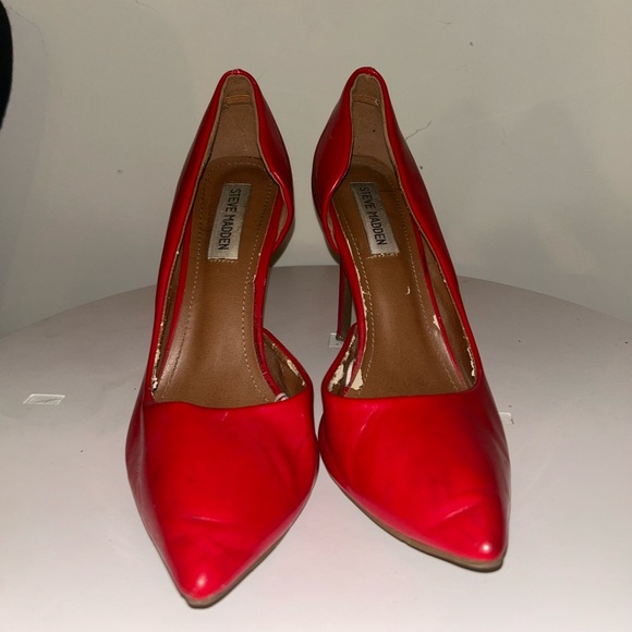 Steve Madden Bold Red Heels - Picture 4 of 5